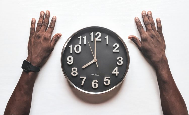 Horloge réglée sur 8 heures